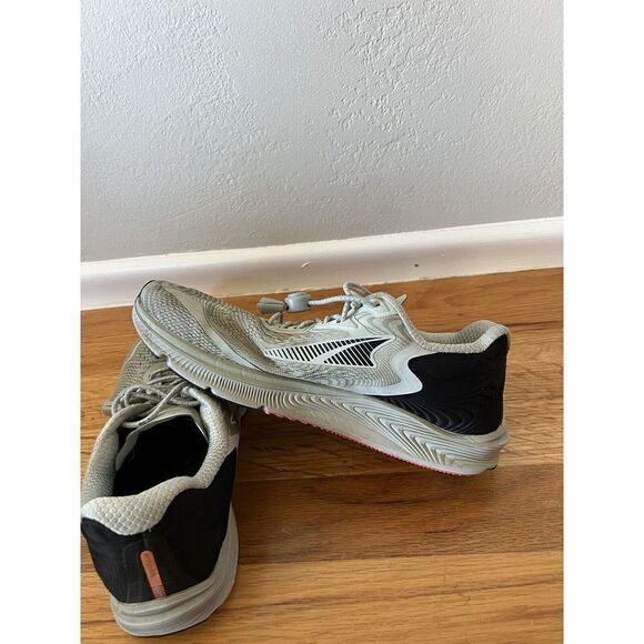 Altra Athletic Shoes in Light Gray and Black - Picture 6 of 8